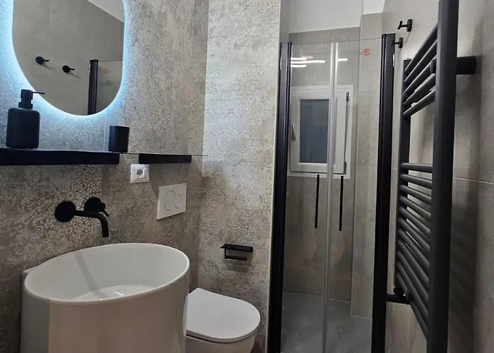 Flower 11 Apartment *